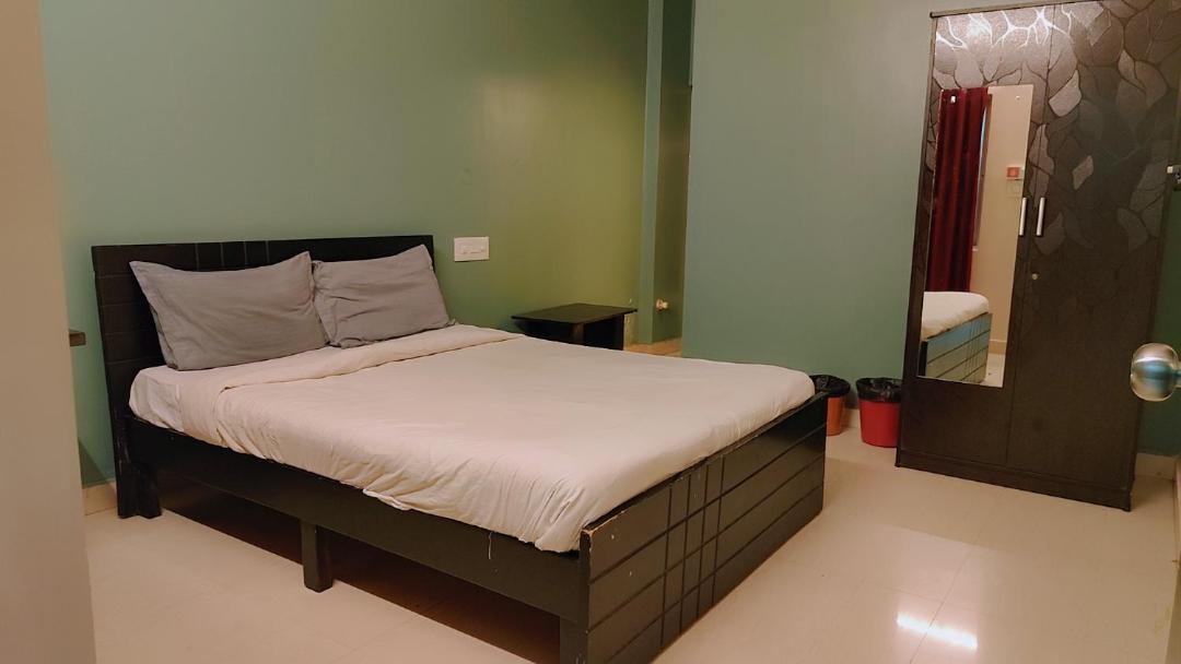 Metro Suites Bangalore Eksteriør bilde