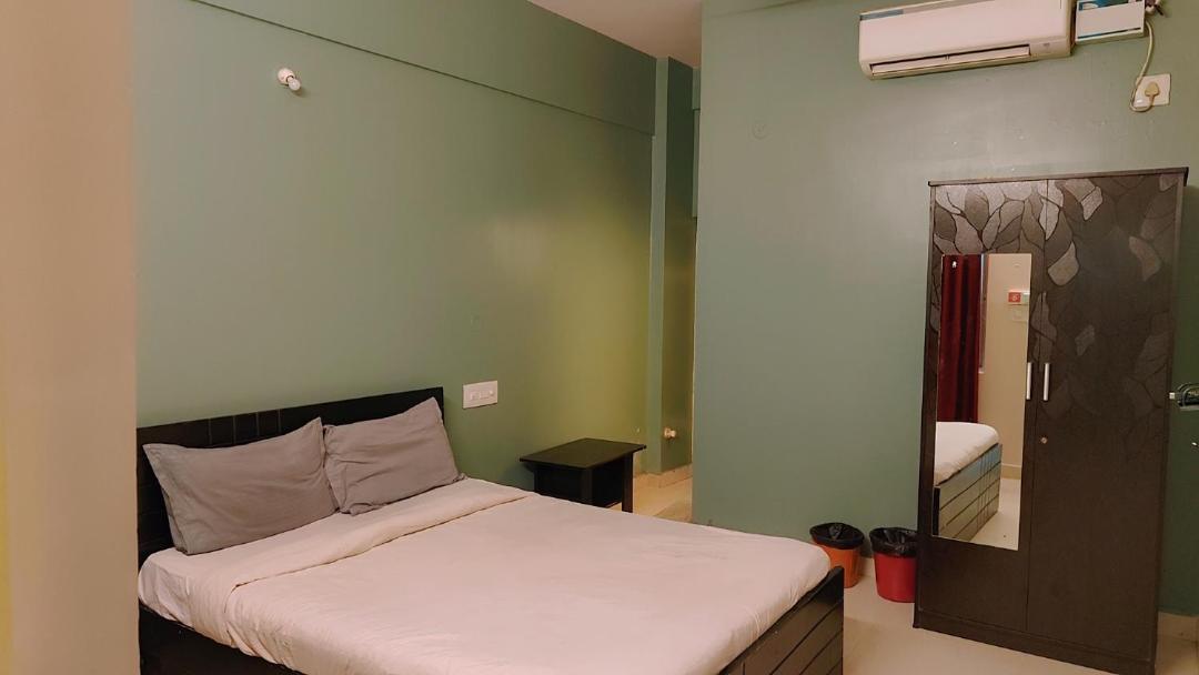 Metro Suites Bangalore Eksteriør bilde